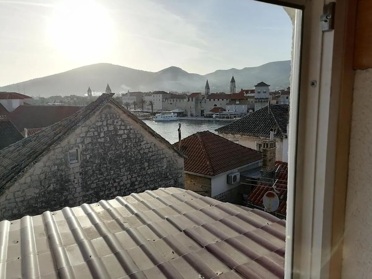Apartment Ivana Trogir 0*,